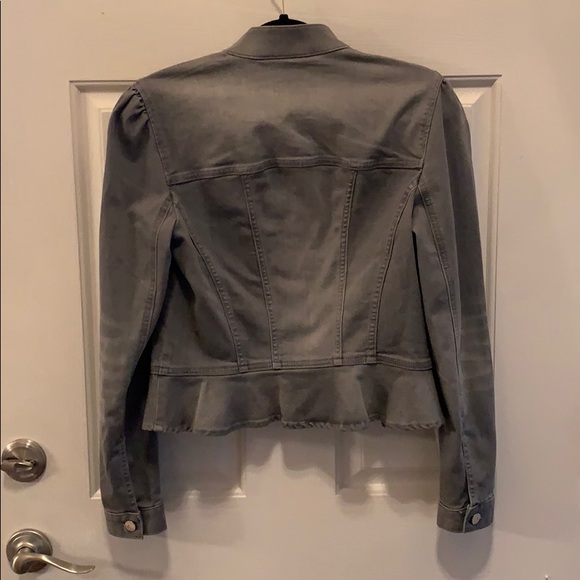 TRDUP- NWOT a White House Black Market grey denim jacket - Picture 6 of 7